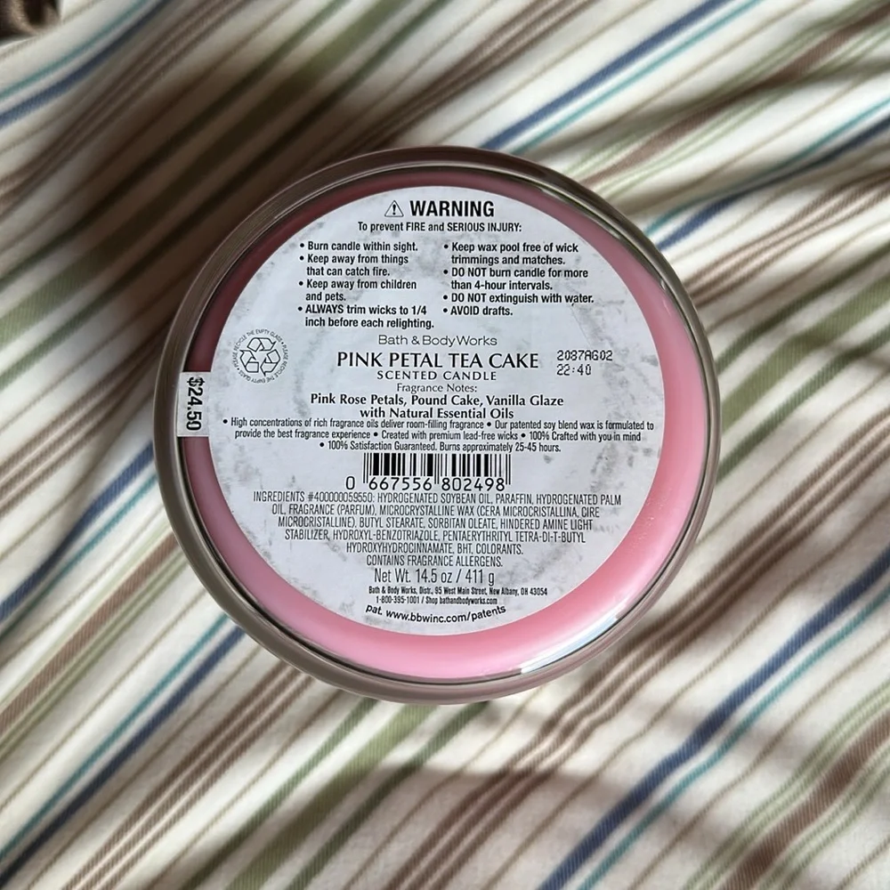 Bath & Body Works Pink Petal Tea Cake 3 Wick Candle